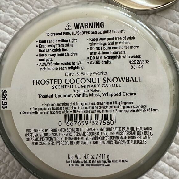 Candle Bath & Body Works 3 Wick Scented Frosted Coconut Snowball - Picture 4 of 6